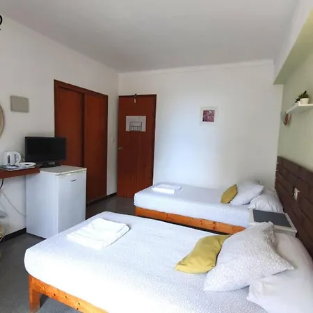 招待所 萨图尔诺酒店 3*