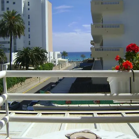 萨图尔诺酒店 卡拉米洛