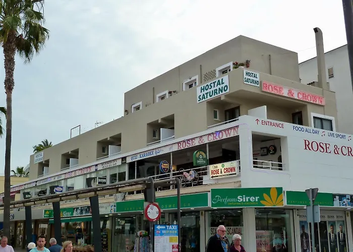 萨图尔诺酒店 招待所